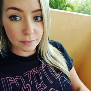 Meet your Posher, Stef